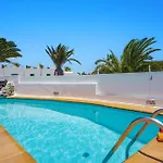 Vila Elena Sol By *